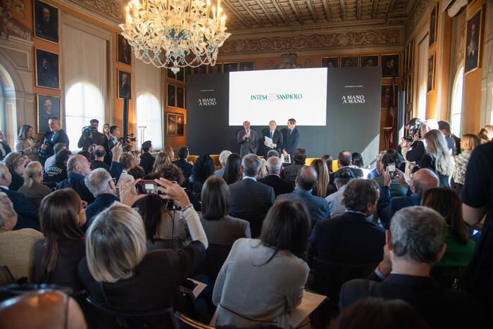 Conferenza stampa Intesa Sanpaolo: A mano a mano, Villa Magistrale, Roma